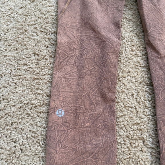 lululemon athletica Brown Patterned Leggings - Picture 4 of 6